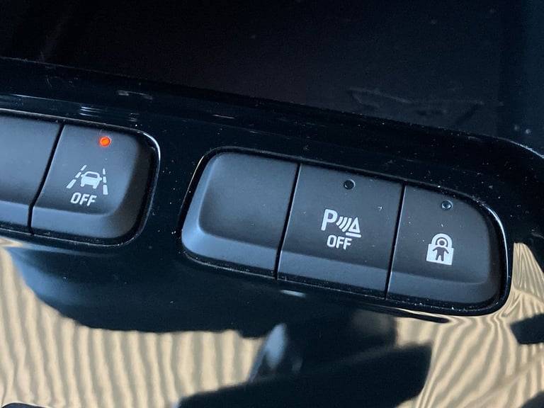 2024 Vauxhall Corsa 100kW Design 50kWh 5dr Auto Hatchback Electric Automatic