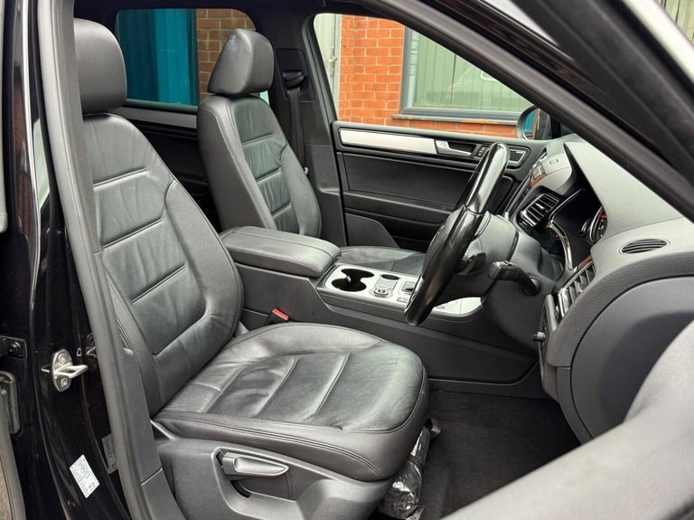VOLKSWAGEN TOUAREG 3.0 TDI V6 BlueMotion Tech R-Line Tiptronic 4WD Euro 5 (s/s)