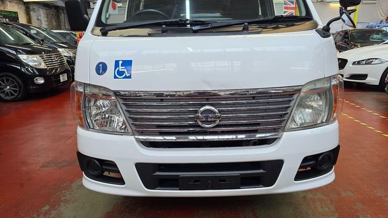  Nissan Elgrand Caravan twin mobility Chair auto lift Petrol Automatic