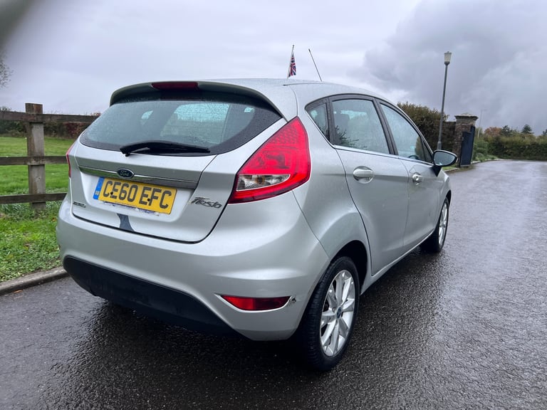 Ford, FIESTA, Hatchback, 2010, Manual, 1388 (cc),5 doors - Image 6