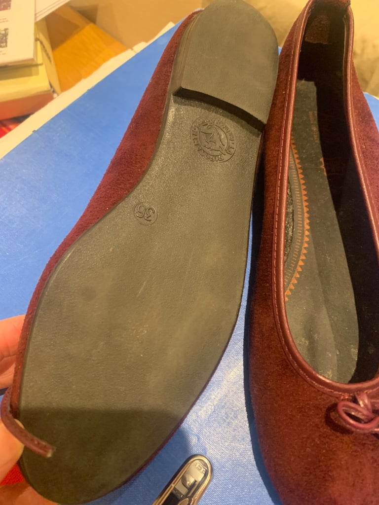 ITALIAN SUEDE PUMPS - SIZE 36