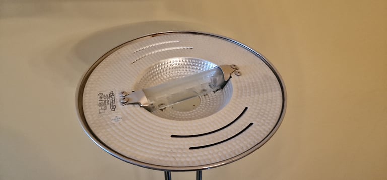 Chrome lamp with reading light dimmable