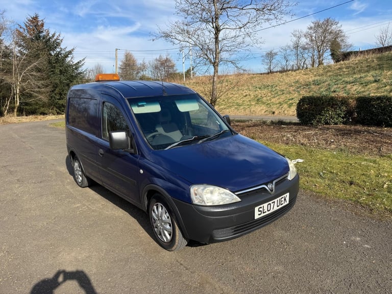 VAUXHALL COMBO 1700 CDTI 75 ECOTEC 4 1.3L (2007) long mot tow bar fitted