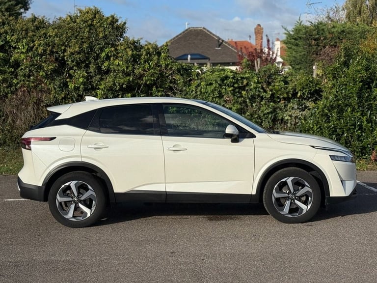 2021 Nissan Qashqai 1.3 DiG-T MH 158 N-Connecta 5dr 4WD Xtronic HATCHBACK PETROL Automatic