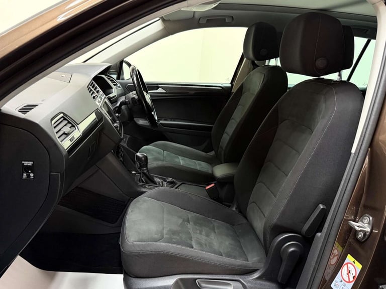 2017 Volkswagen Tiguan 2.0 TDI BlueMotion Tech SEL DSG 4Motion Euro 6 (s/s) 5dr SUV Diesel Automatic