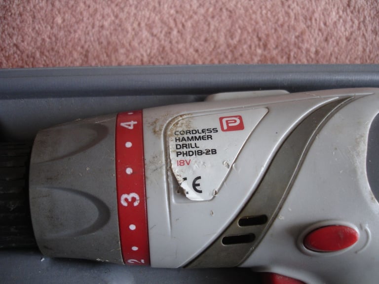 Power Performance 18v cordless hammer drill