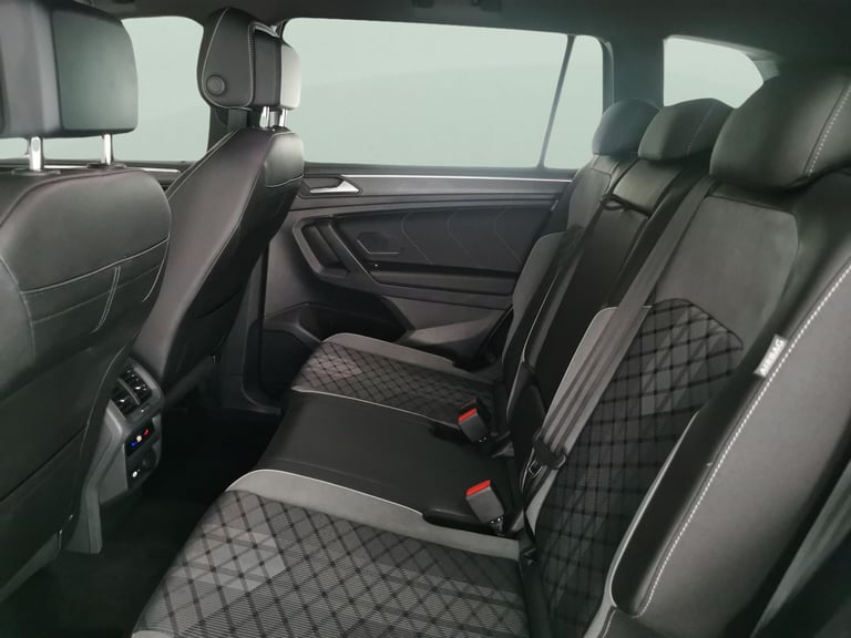 2022 Volkswagen Tiguan Allspace 1.5 TSI R-Line SUV 5dr Petrol DSG Euro 6 (s/s) (150 ps) - AUTO PA...