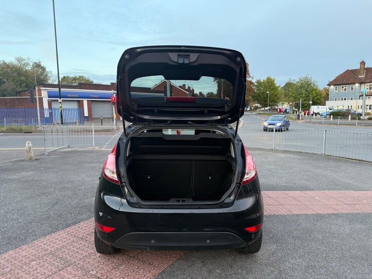 2013 Ford Fiesta 1.0T EcoBoost Titanium Euro 5 (s/s) 3dr HATCHBACK Petrol Manual
