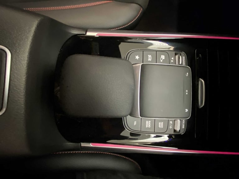 2022 Mercedes-Benz GLB 200 AMG Line Premium 5dr 7G-Tronic Estate Petrol Automatic