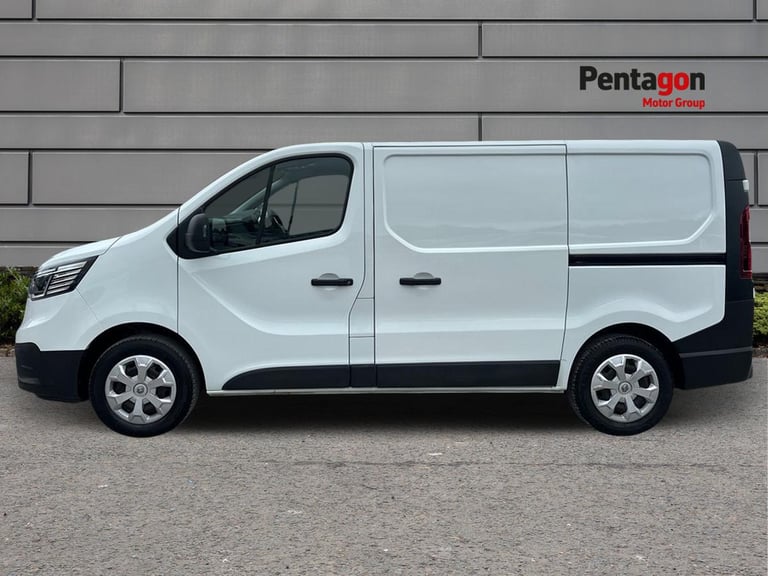  Renault Trafic 2.0 Dci Blue Sl28 Business Panel Van 5dr Diesel Manual L1 H1