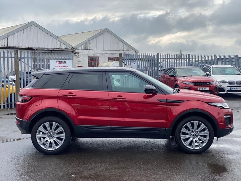 2016 Land Rover Range Rover Evoque 2.0 TD4 SE TECH 5d 177 BHP Estate Diesel Manual