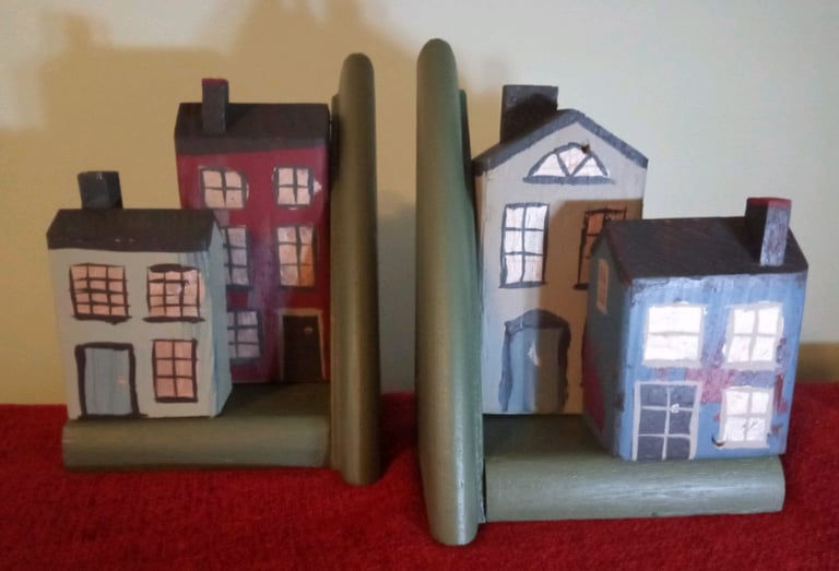 Folk art book ends