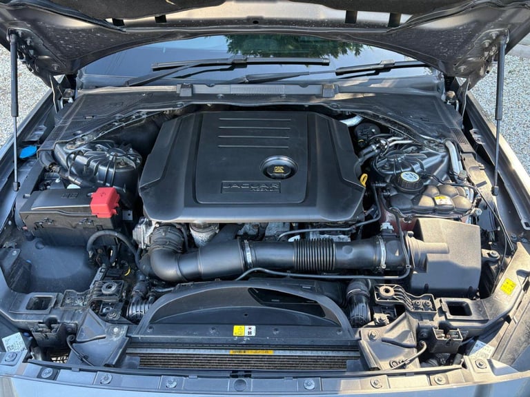 JAGUAR XE 2.0 d R-Sport 2016