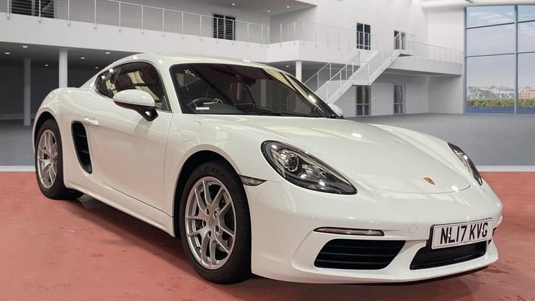 image for 2017 Porsche Cayman 2.0 2dr COUPE PETROL Manual