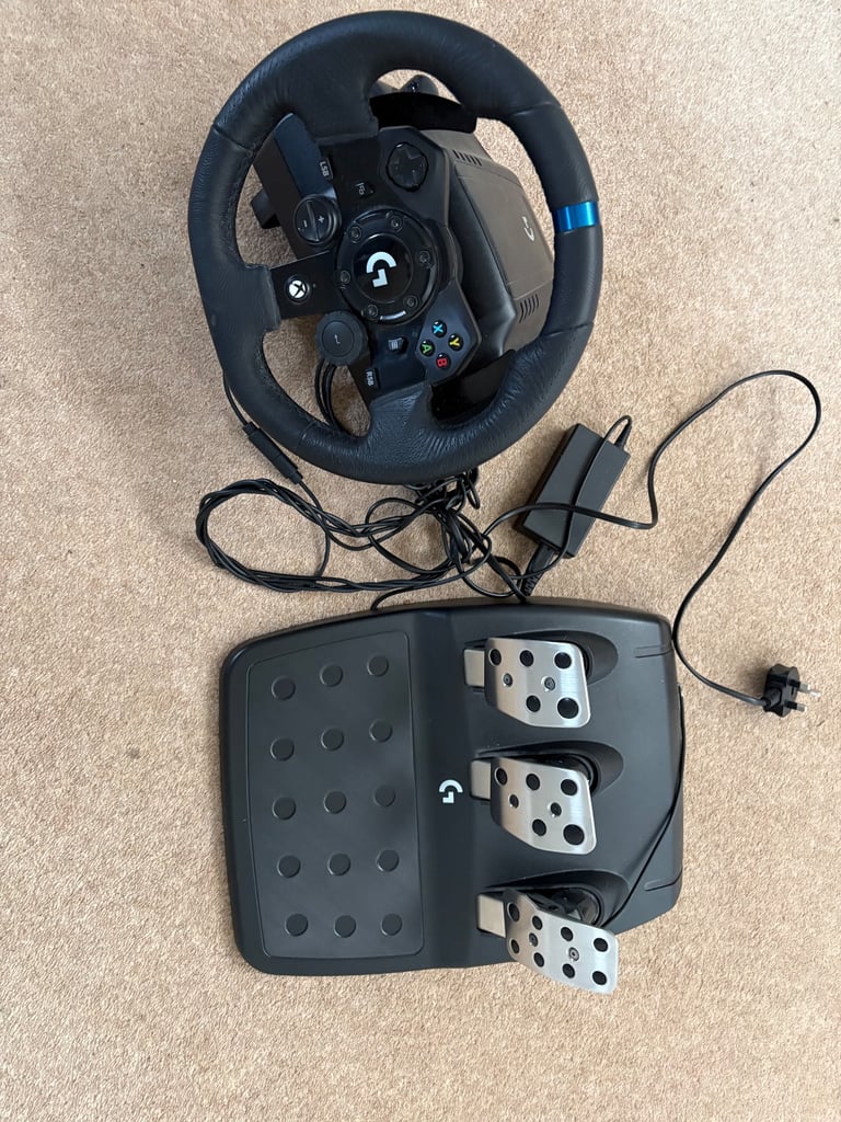 image for Logitech G923 Trueforce gaming steering wheel 
