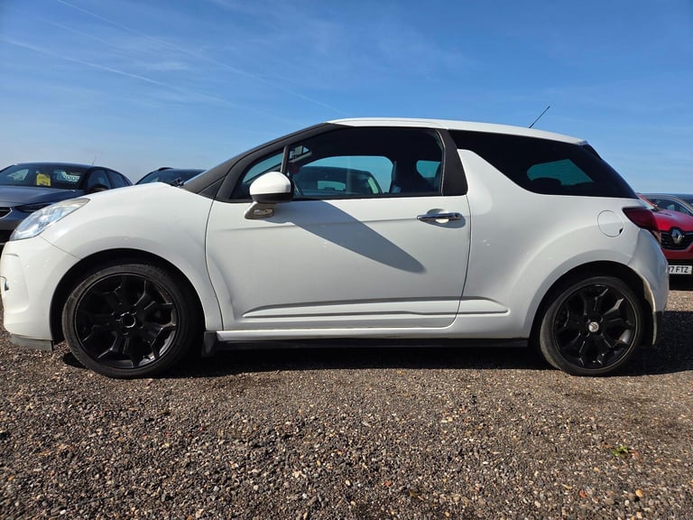 2011 Citroen DS3 1.6 e-HDi Airdream DStyle Euro 5 (s/s) 3dr Diesel