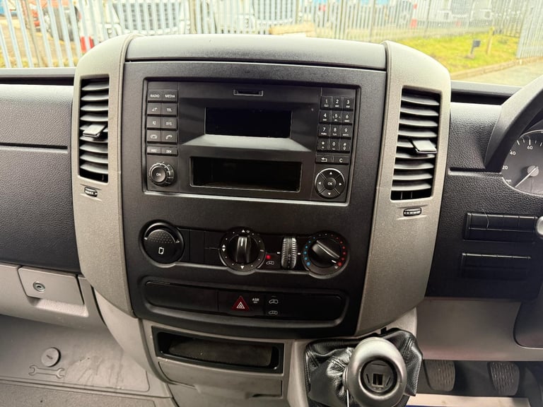 2014 64 REG MERCEDES BENZ SPRINTER 313 CDI 130 BHP LWB VAN BLUE MANUAL