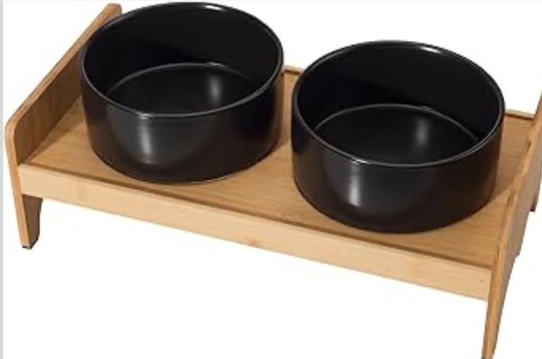 New elevated pet dog cat bowls on bamboo stand in box
