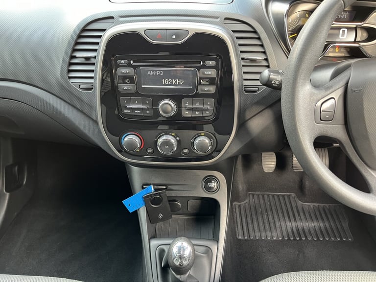RENAULT CAPTUR 1.5 Expression+ ENERGY dCi 90 Stop &amp; Start 2015