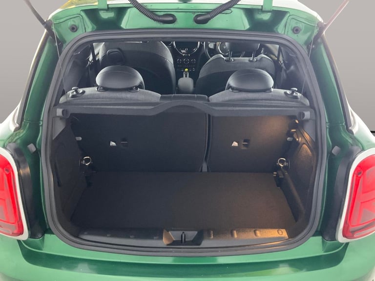 2023 MINI Electric Hatch Cooper SE 32.6kWh Level 2 Hatchback 3dr Electric Auto (184 ps) - INTERIO...