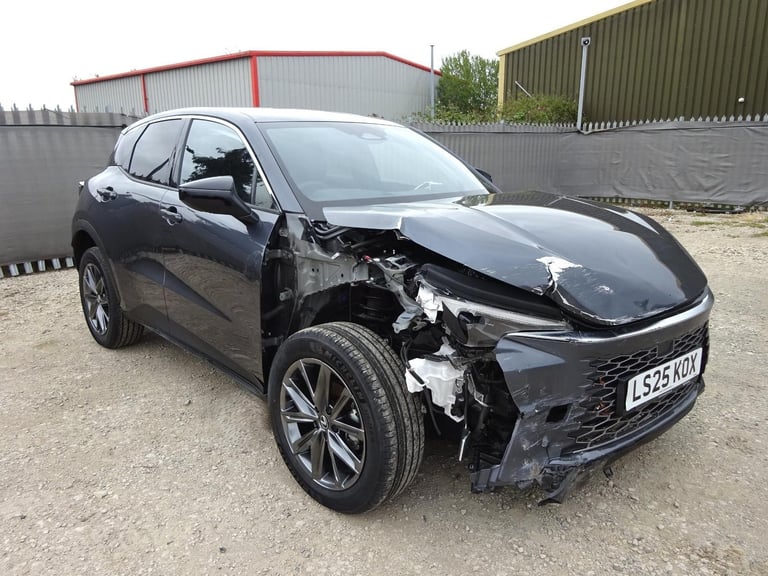2025 25 REG LEXUS LBX TAKUMI CVT HYBRID AUTO DAMAGED REPAIRABLE SALVAGE