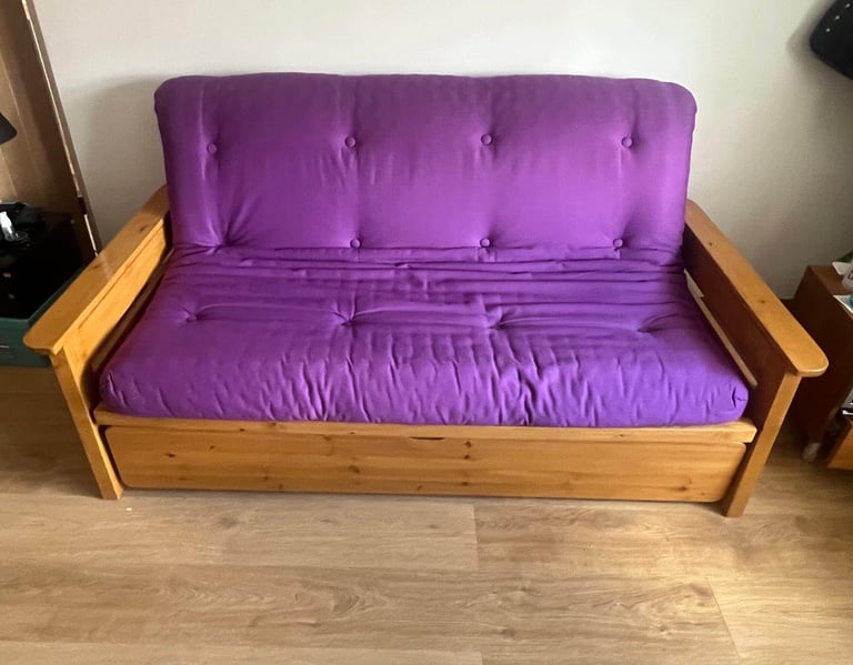 image for FUTON COMAPNY CAMBRIDGE SOFABED £150 ONO