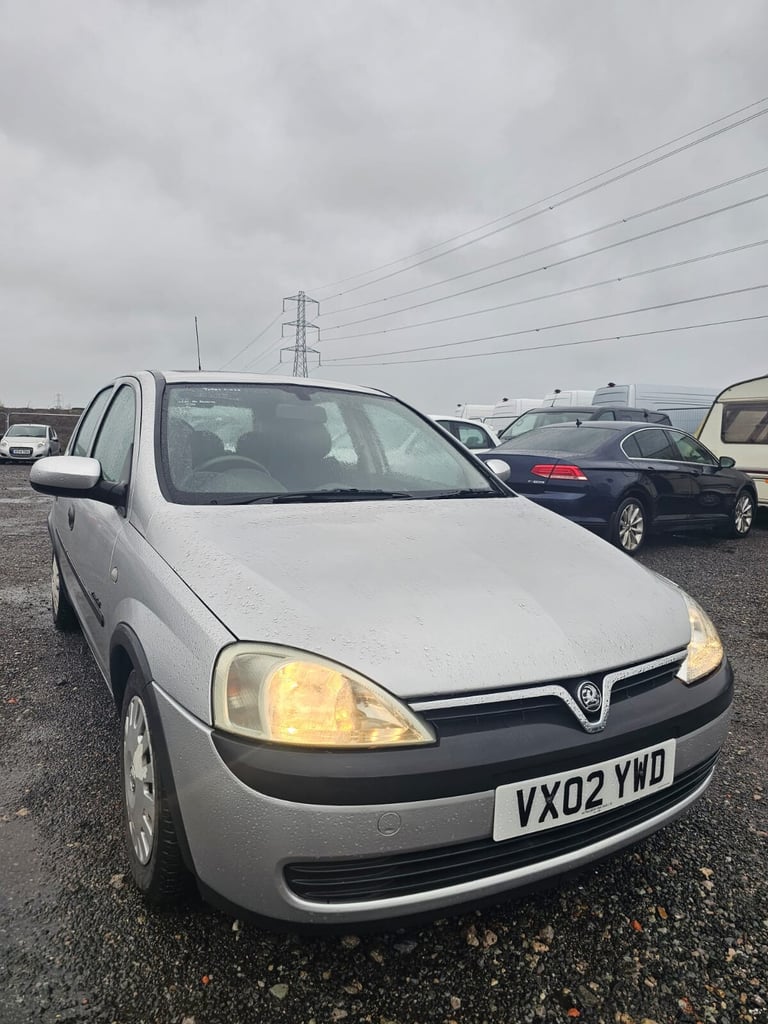 VAUXHALL CORSA 1.2 i 16v Comfort 2002