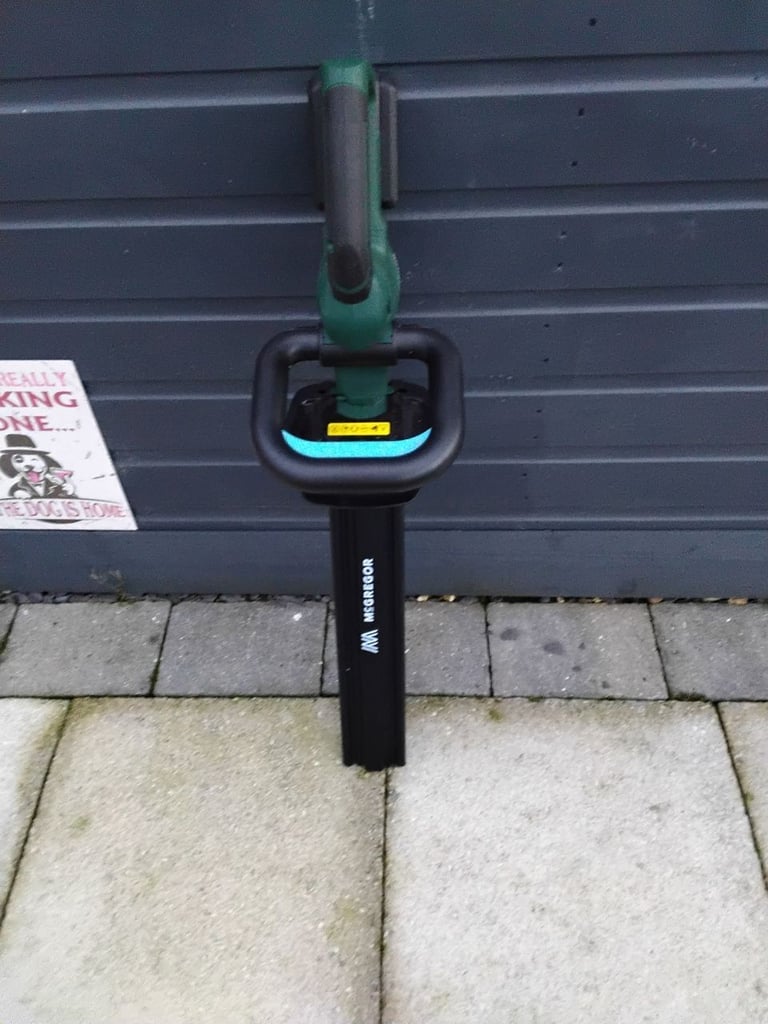 image for McGregor hedge trimmer