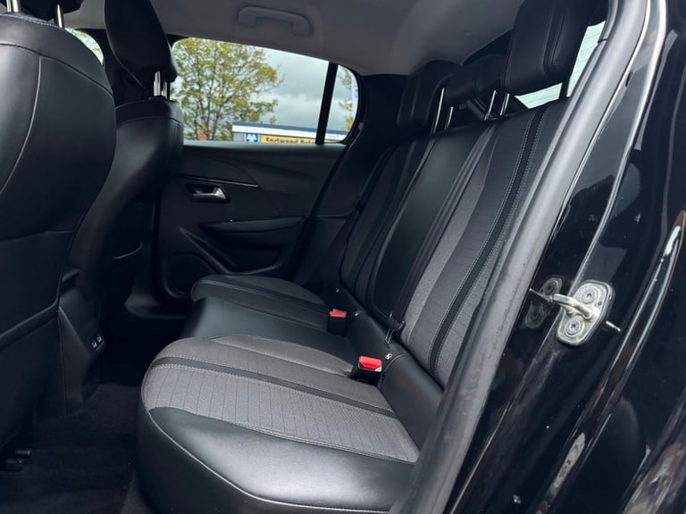 Peugeot 208 PURETECH ALLURE S/S