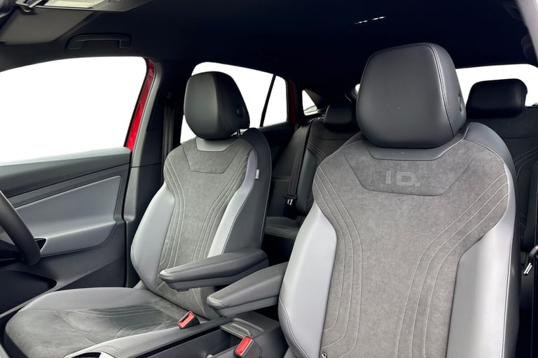 2025 Volkswagen ID.5 Pro 77kWh Match Auto 5dr SUV Automatic
