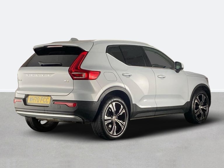 2020 Volvo XC40 2.0 B4P Inscription Pro 5dr Auto Crossover/SUV PETROL Automatic