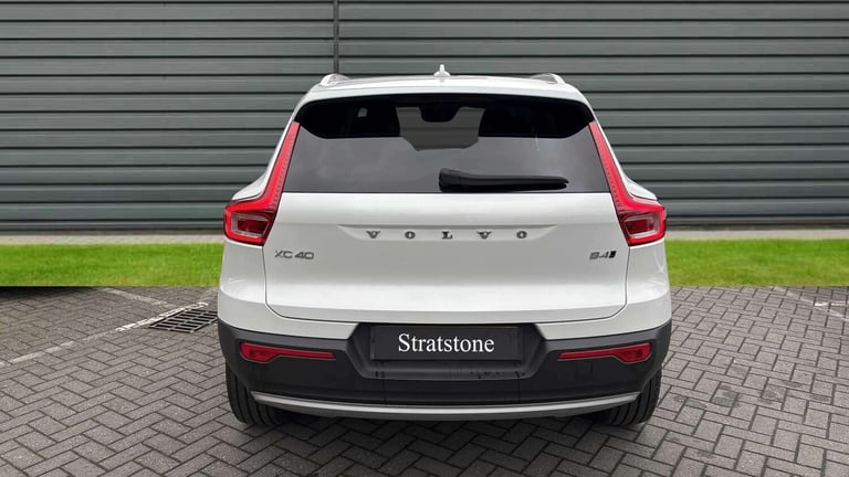  Volvo XC40 2.0 B4P Inscription 5dr AWD Auto Estate Petrol Automatic