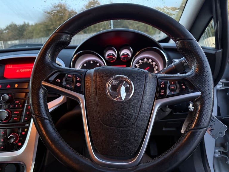 2012 Vauxhall Astra GTC 2.0 CDTi 16V SRi 3dr Auto HATCHBACK Diesel Automatic