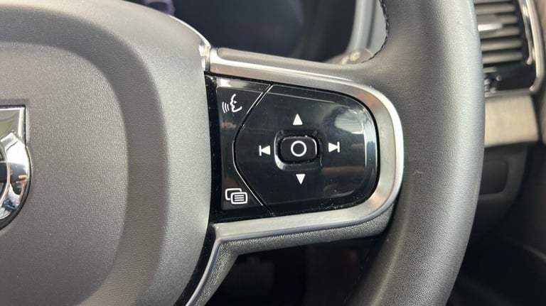 2023 Volvo XC90 Plus, B5 AWD mild hybrid, Diesel, Dark, 7 Seats (Panoramic Sunroof, BLIS) Estate ...
