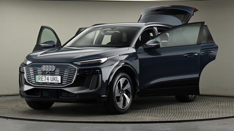 2024 Audi Q6 e-tron 100kWh S line SUV 5dr Electric Auto quattro (388 ps) SUV Electric Automatic