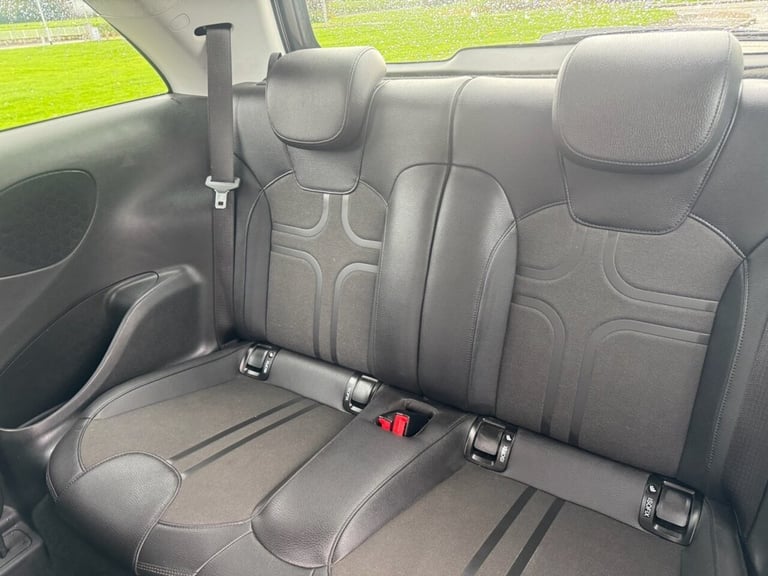 2016 Vauxhall ADAM 1.2i SLAM Hatchback 3dr Petrol Manual Euro 6 (70 ps) Hatchback Petrol Manual