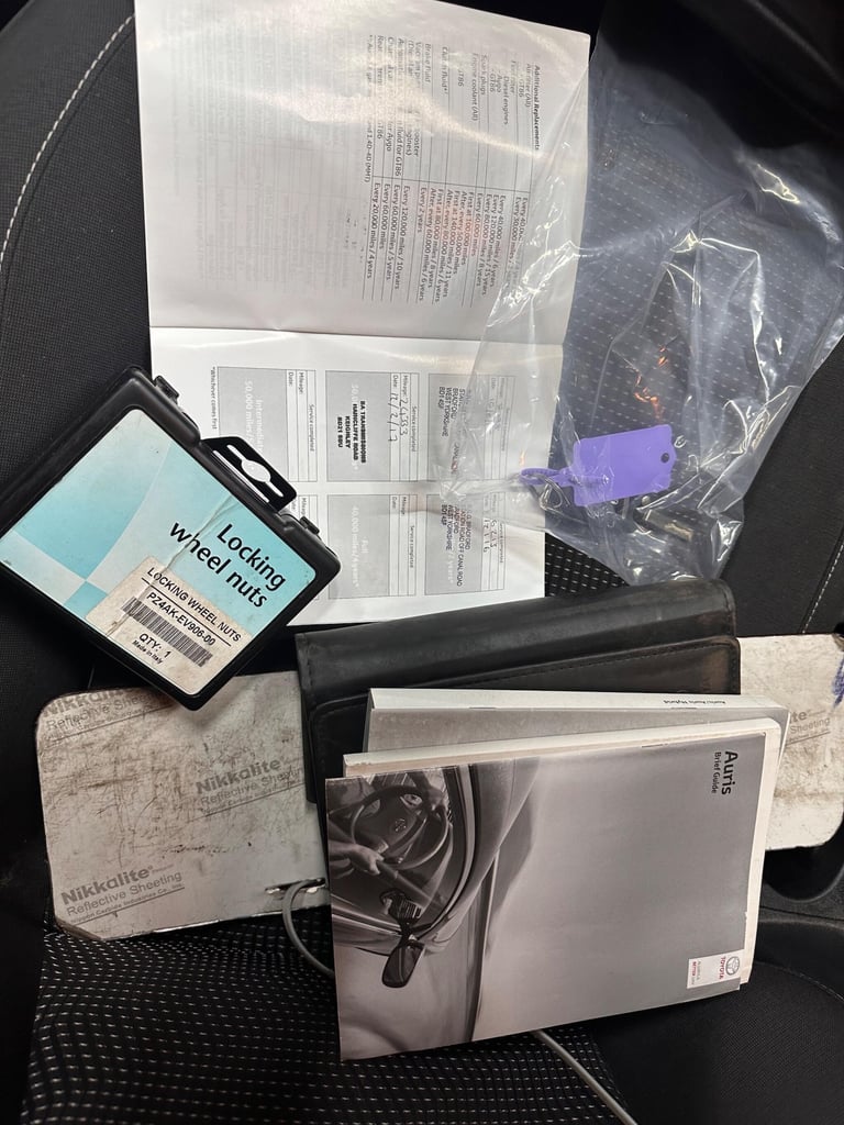 2014 Toyota Auris 1.6 V-Matic Icon Euro 5 5dr HATCHBACK Petrol Manual