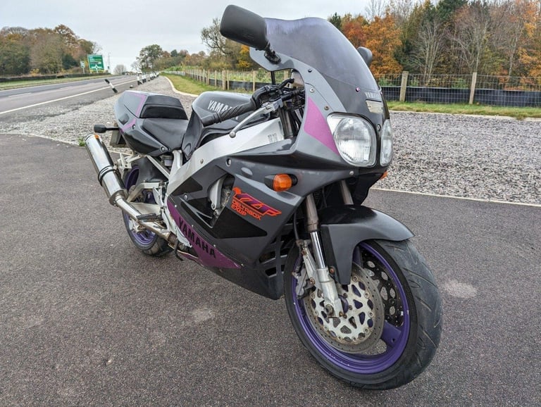 1994 YAMAHA YZF750, HPI CLEAR, LOW MILES, RUNS and RIDES, EASY WINTER PROJECT
