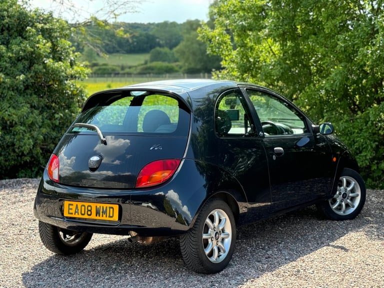 2008 FORD KA 1.3 ZETEC CLIMATE, APPLE CAR PLAY + MOT APRIL 2026 + LOW MILEAGE !!