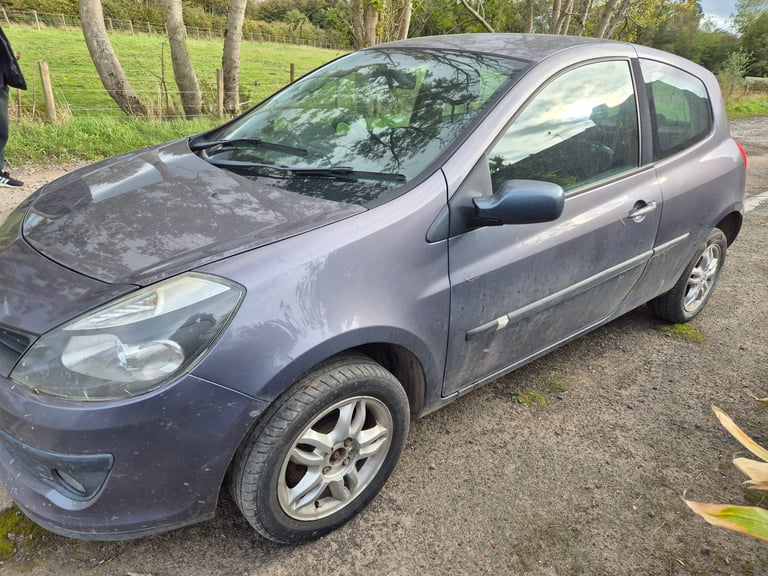 Renault clio 2007 for spares 