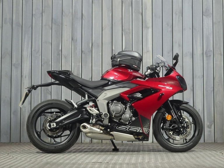 2024 74 TRIUMPH DAYTONA 660
