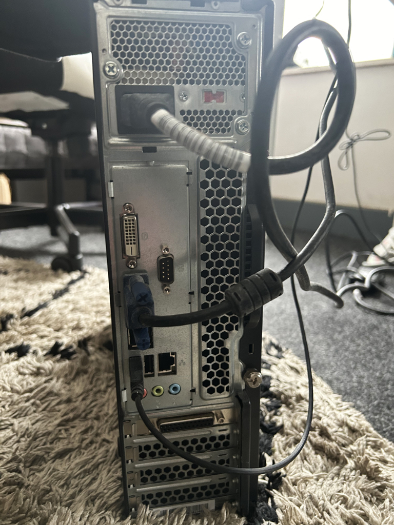 Lenovo Thinkcentre Edge 71 PC Tower, Samsung Monitor + Keyboard