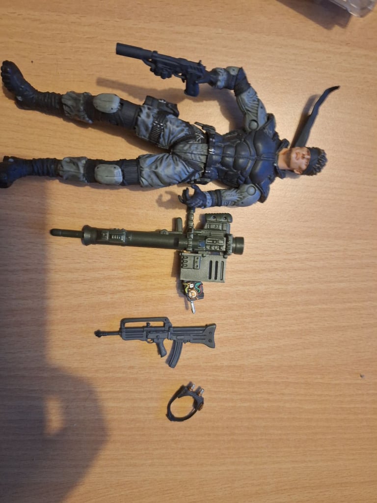 rare 1999 mcfarlane toys solid snake 
