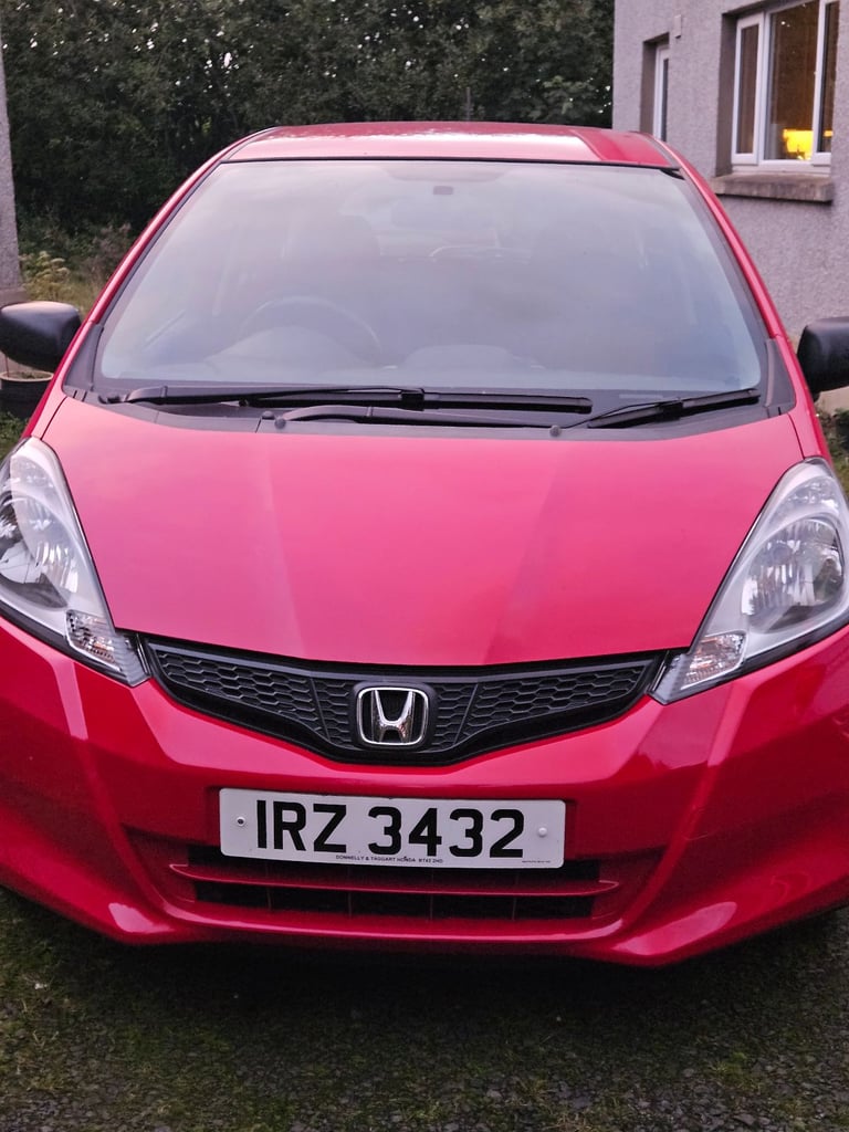 Low mileage Honda, JAZZ, Hatchback, 2014, Manual, 1198 (cc), 5 doors