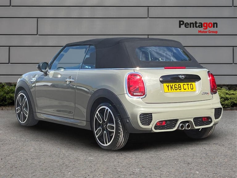  MINI Convertible 2.0 Cooper S Exclusive Convertible 2dr Petrol Manual Euro 6