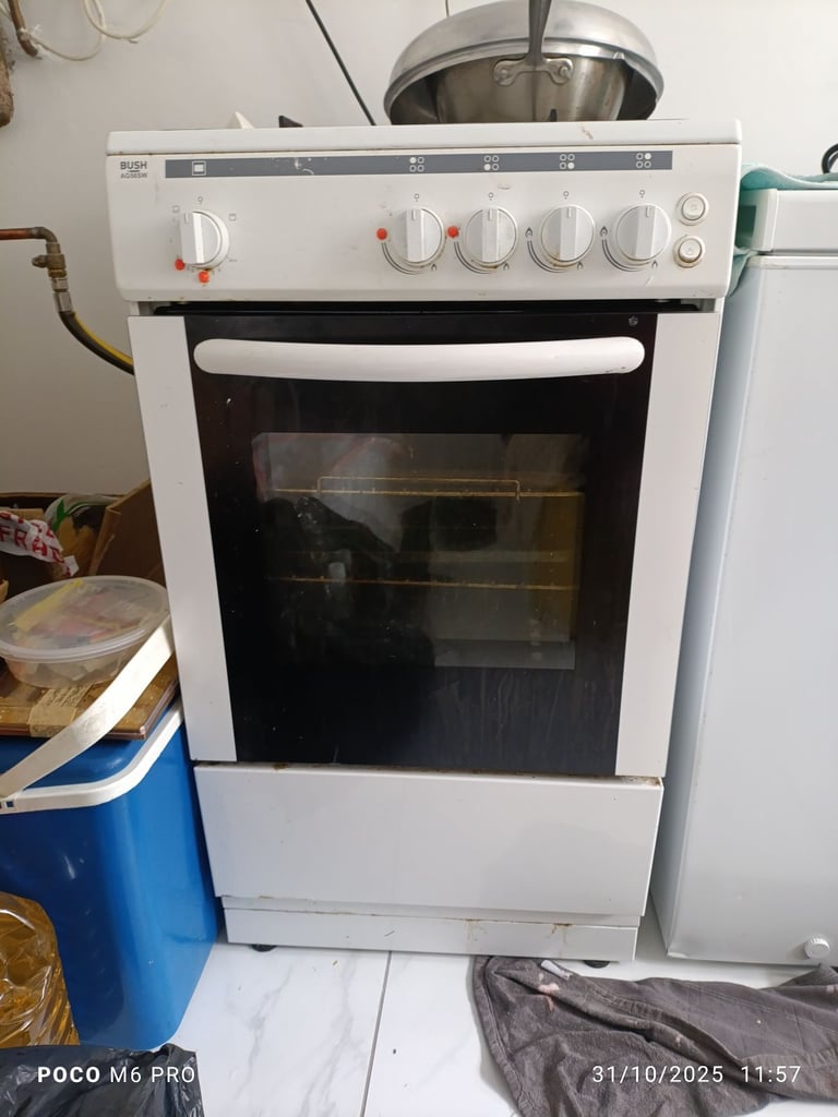 image for Bush Gas Cooker Oven