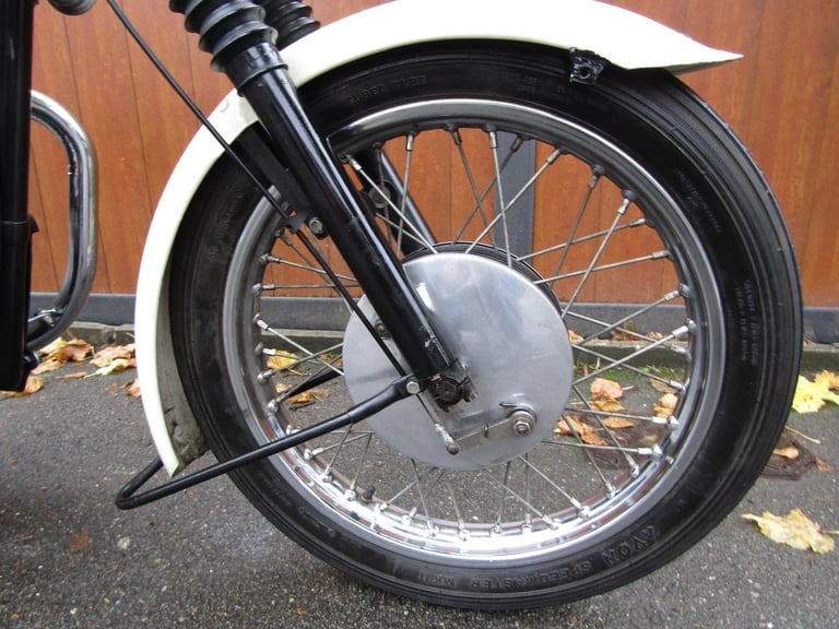 TRIUMPH TIGER T110 BONNEVILLE LOOKALIKE 1957  PRE UNIT . 8319 MILES .