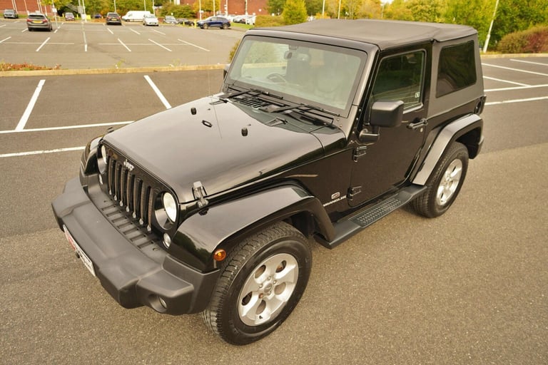2015 Jeep Wrangler 2.8 CRD Overland 2dr Auto CONVERTIBLE DIESEL Automatic