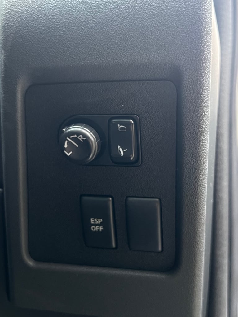 Nissan, QASHQAI, Hatchback, 2009, Manual, 1997 (cc), 5 doors