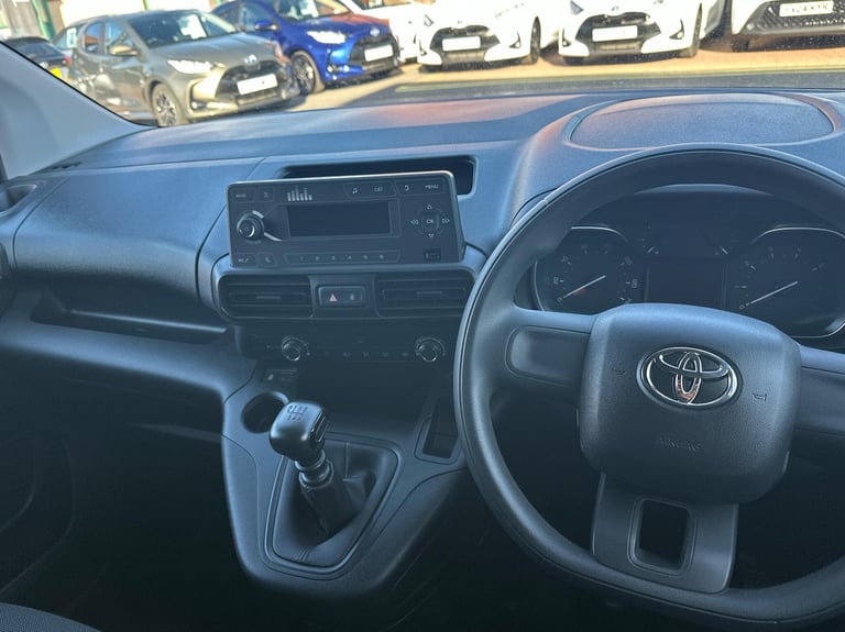 2024 Toyota ProAce 1.5D 100 Active Van (6 Speed) Van Diesel Manual